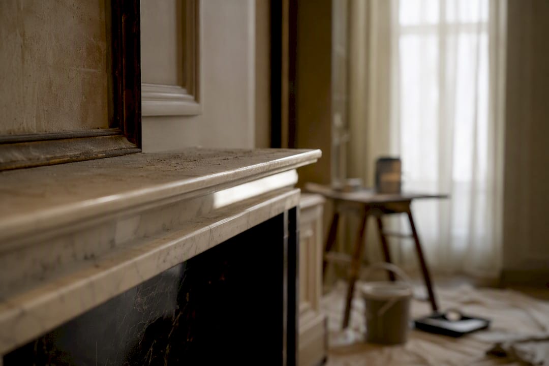 Fine dust on luxurious wood and windowsill